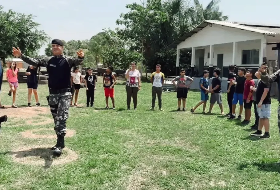 “SEGUNDO BATALHÃO DA POLÍCIA MILITAR promove projeto ”Semeando o Futuro“ para crianças da rede pública e visita o BATALHÃO DE OPERAÇÕES ESPECIAIS - BOPE.