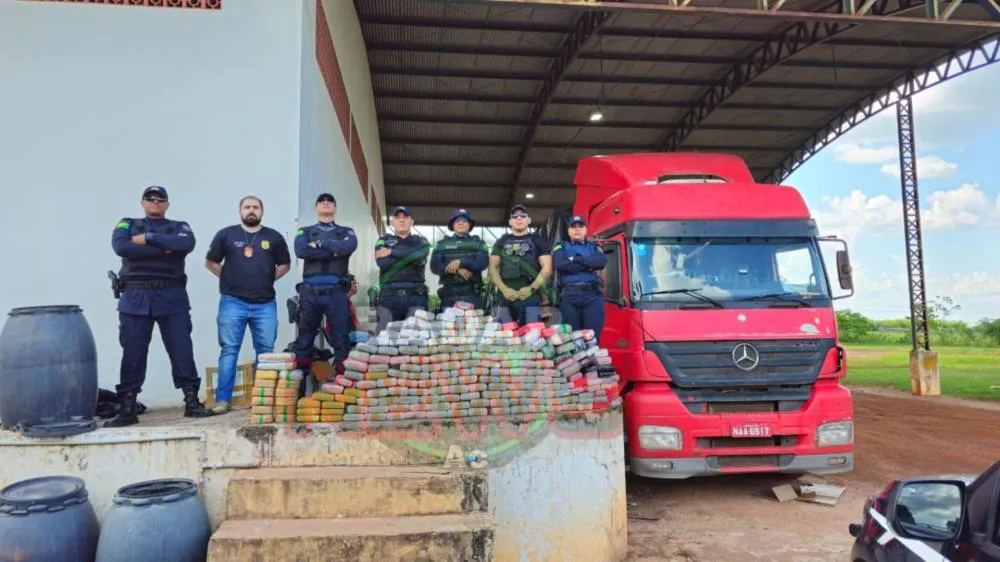 Abordagem da Polícia Militar na Tucandeira resulta na apreensão de mais de 200 kg de drogas