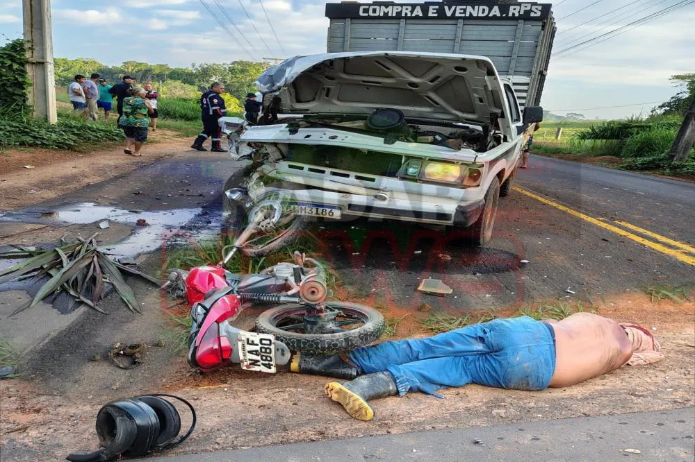 Motociclista com suspeita de embriaguez morre após colisão frontal com caminhonete na AC-10.