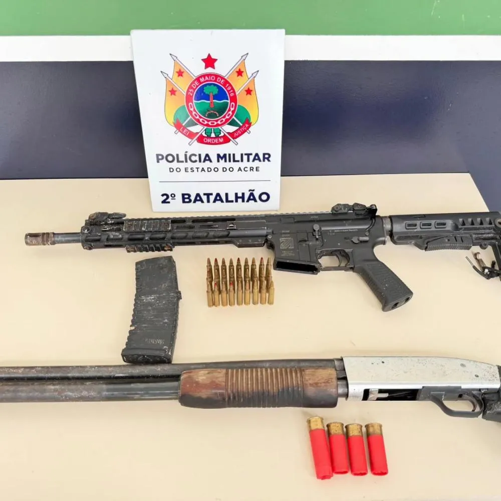 Força Tática do segundo batalhão troca tiros com membros de facção criminosa e apreende Fuzil entre outras armas de fogo em Rio Branco