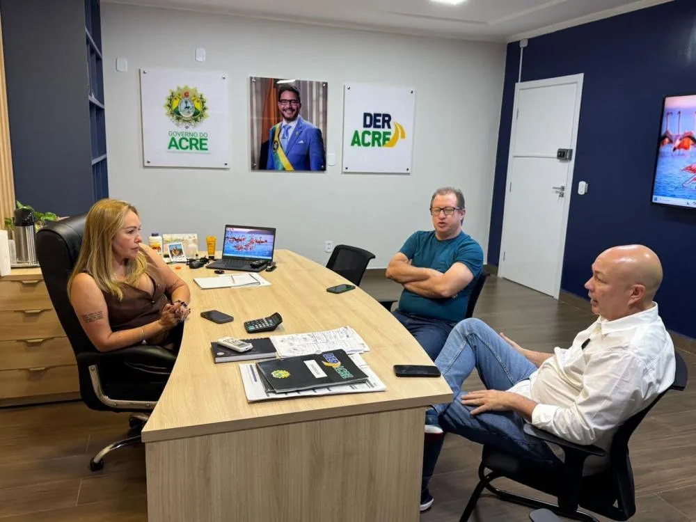 Deracre articula junto ao deputado José Adriano a destinação de R$ 2 milhões em emenda para reforçar ações como recuperação de ramais e aquisição de insumos