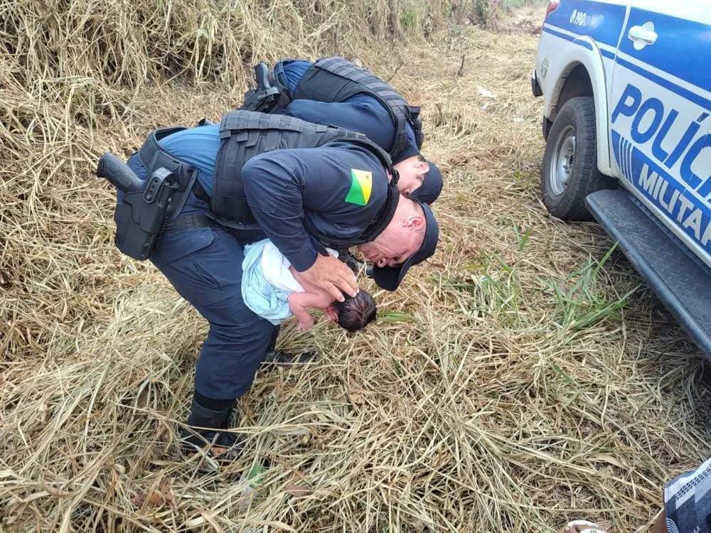 Em Acrelândia Polícia Militar salva criança engasgada