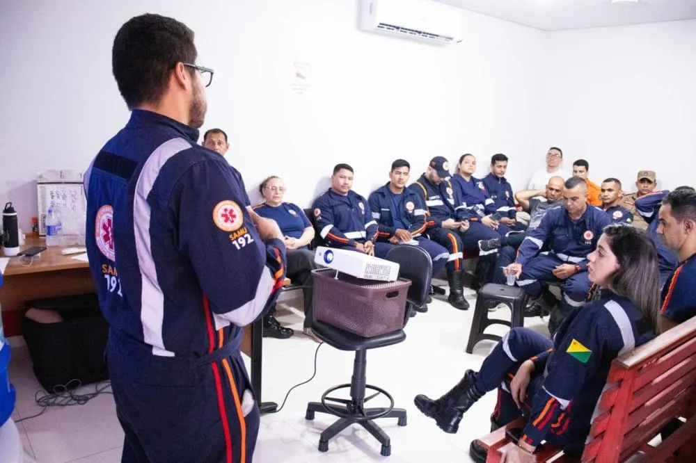 Samu realiza capacitações em Cruzeiro do Sul para profissionais da saúde e equipes aeromédicas